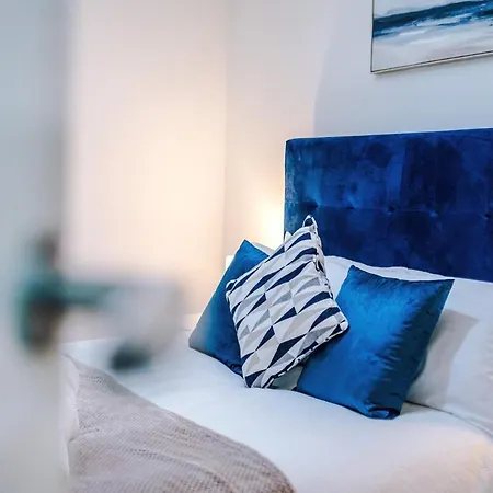 Апартаменты New Stylish Mcr Picadilly 2 Mins Away !