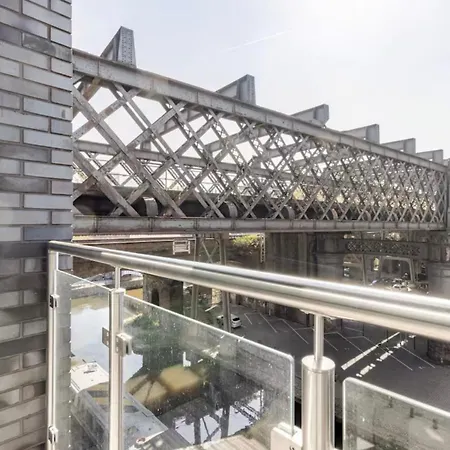 Appartamento Luxury 1 Bedroom Apartment, Center With Balcony Manchester