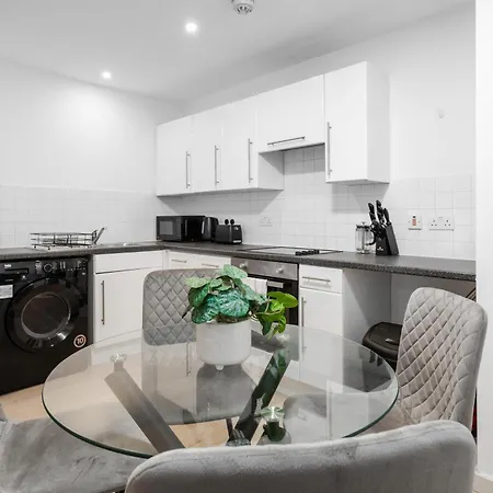דירה Lux Livin' - Luxury 2 Bed Centre Free Parking מנצ'סטר