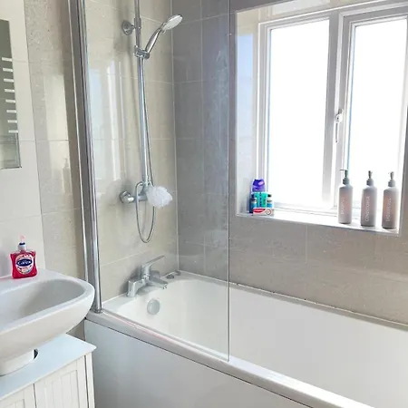 Casa vacanze Spacious 3 Bed With Driveway Manchester