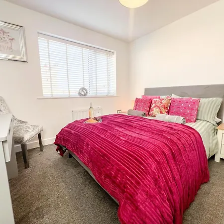 3br-sleeps 6 -walk To Etihad & Ao Arena 度假居 *