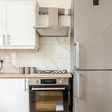 2 Min Walk Etihad Stadium & Coop Arena - 3br, Free Parking * מנצ'סטר