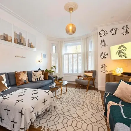 New West Didsbury * 맨체스터
