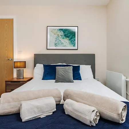 With 2 Parking Spaces! Apartmán *