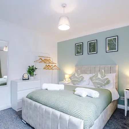 Monthly Discounted Rate Free Parking Contractors Business Travellers Wifi Μάντσεστερ