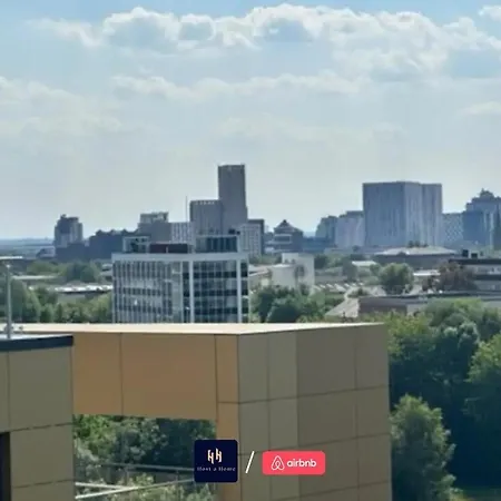 Salford Corporate Balcony Wifi Sleeps 5 * Manchester