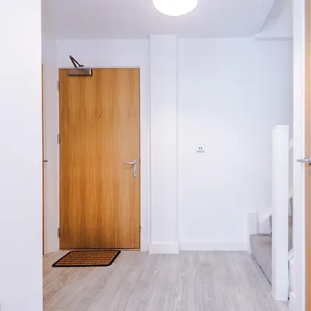 Apartment Monthly Special Salford Fully Equipped Kitchen Wifi *