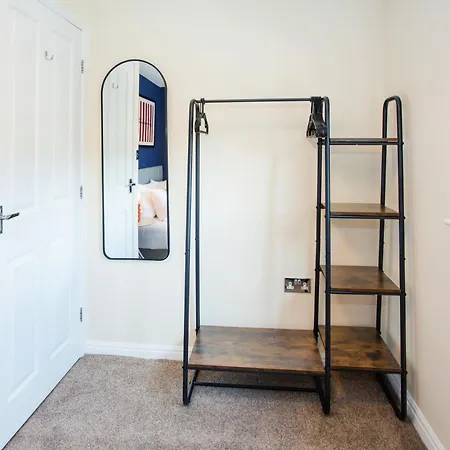 Holiday home Comfy 3br - Near Deansgate - Perfect For Work, Leisure & Stadium Visits With Parking