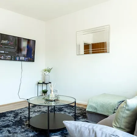 شقة Apartmentsleeps6-parking-familyfriendly-citystay
