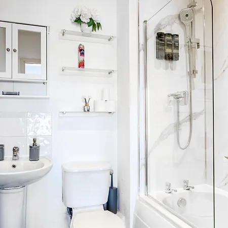 شقة Apartmentsleeps6-parking-familyfriendly-citystay