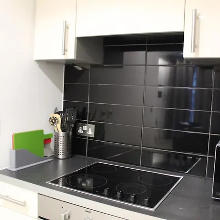 In Mediacity * מנצ'סטר