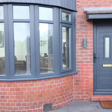 Modern House - 3 Bedrooms - 1 Bath - Mancity Ferienhaus Manchester