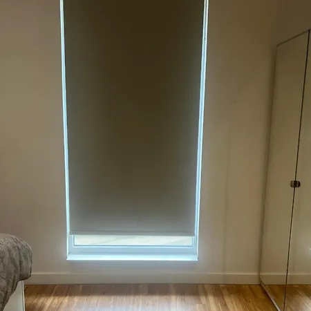 A Cozy With Private Bathroom In A Two Bedroom Panzió Manchester