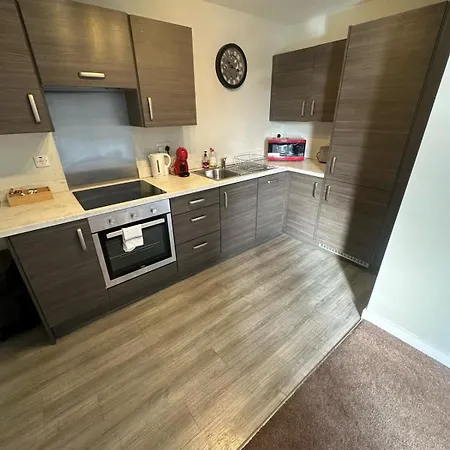 Beehosting Adelphi Wharf 4*