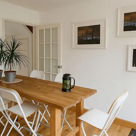 Beautiful House In The Heart Of A Golf Course. * Манчестер