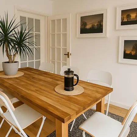 Beautiful House In The Heart Of A Golf Course.