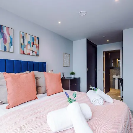 Stunning New 2-bed Flat In Perfect For Couples