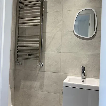 Moorfields בית הארחה