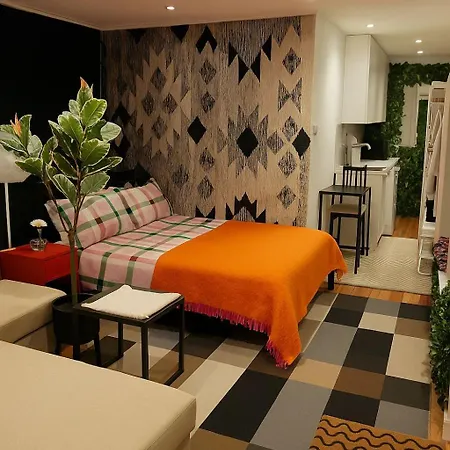 Amazing Open Plan Living דירה *