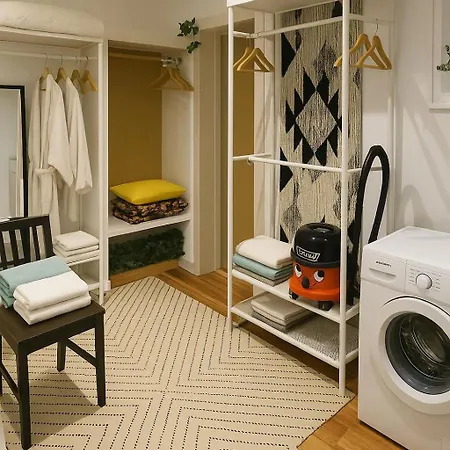 Amazing Open Plan Living דירה *