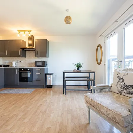 아파트 Cosy, 2 Bed Flat Parking *