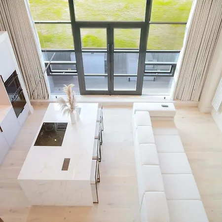 Апартаменты Ceramica By The Heim *