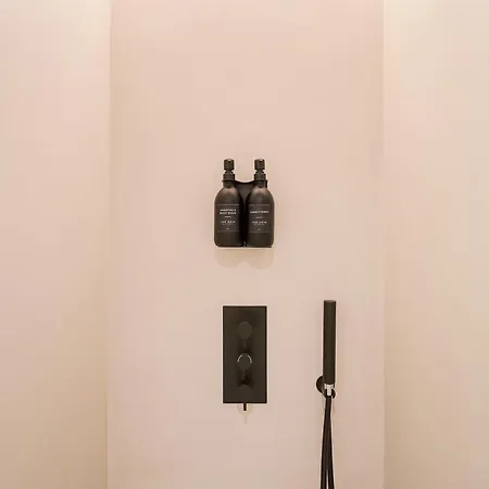 Ceramica By The Heim *