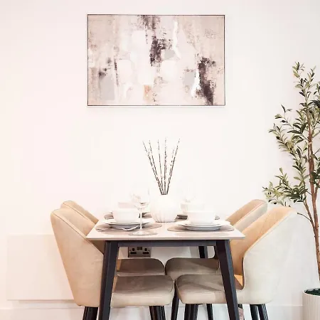 Luxury 2br - *