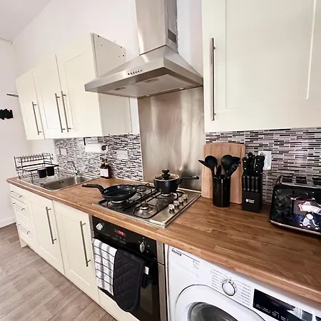 Chic & Modern 2br - Luxury Retreat Apartament *