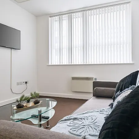 Trafford - Work & Leisure Apartman *