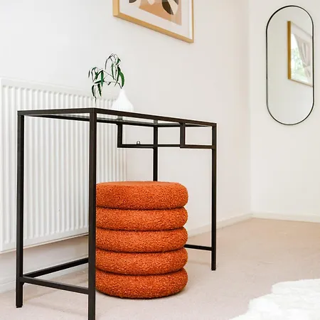 Stylish 4 Bedroom With Wifi, Free Parking And Close To Old Trafford Apartamento