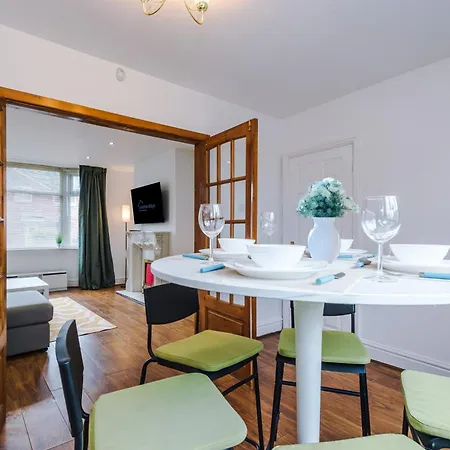 Prázdninový dům Driveway Stunning 3bedroom In Withington Manchester