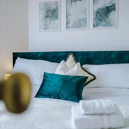 Prázdninový dům Driveway Stunning 3bedroom In Withington