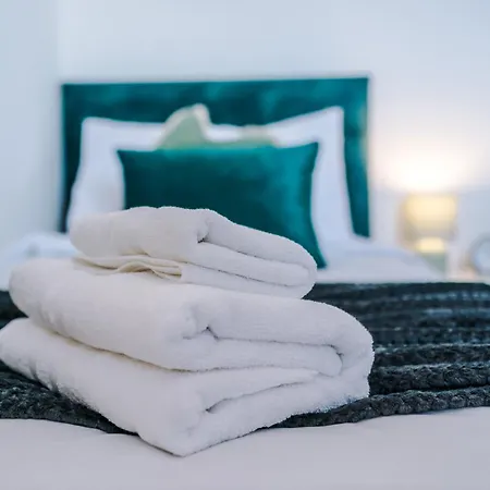 Driveway Stunning 3bedroom In Withington * Manchester