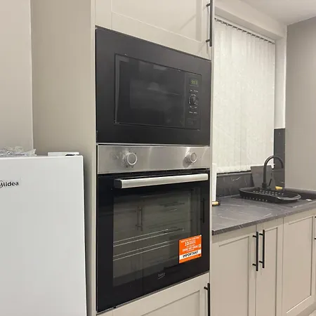 Near Etihad Stadium Panzió Manchester