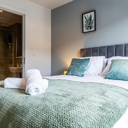 Centre , Old Trafford , Gym