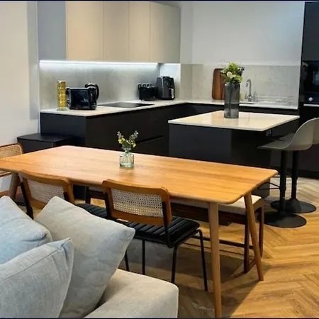 Apartmán Luxury With Free Parking
