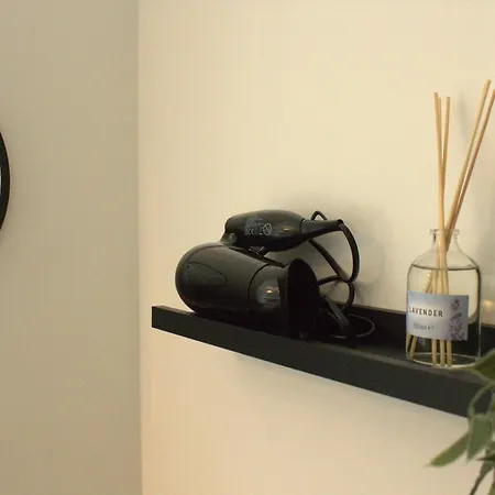 1br Nr Arena,attractions&wifi Апартаменты *