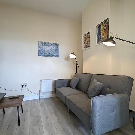 Modern Near Centre Apartman