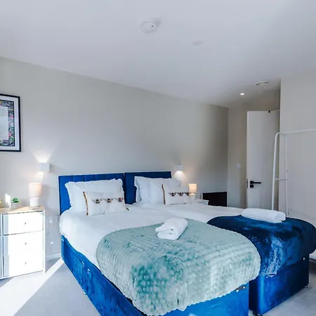 Apartament 2 Bedroom With Free Parking In Centre, By Eason - Ideal For Weekend Getaways & Business Travel Manchester