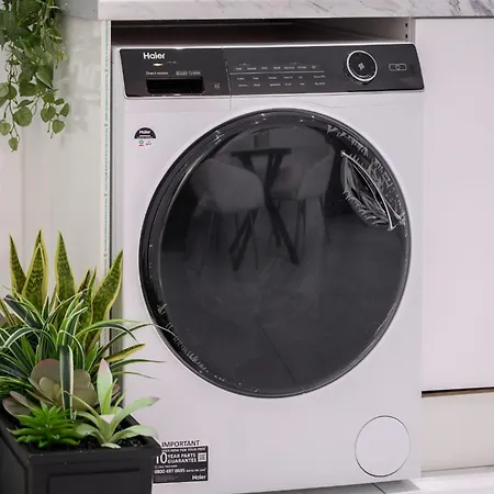 Sluxe 4mins To Etihad Stadium And Coop Live *