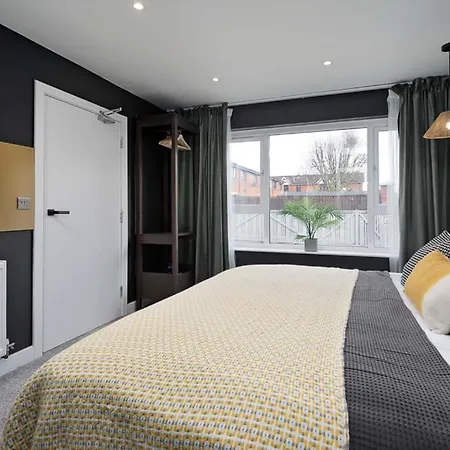 度假居 Free Parking The Quays- Sleeps 8 By Genesis Living 曼彻斯特