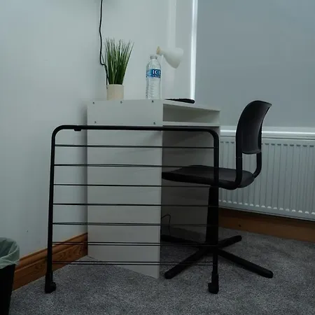 Сasa de vacaciones 4 Bed Failsworth - 3 Bathrooms - Free Parking - Mon-fri - Ideal For Contractors And Families