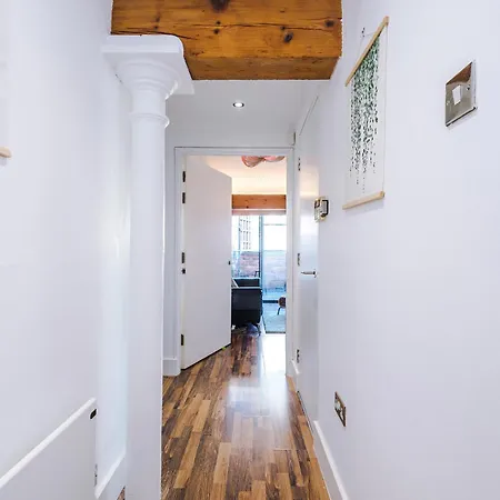 Mcr 2br 2ba, Parking, Wifi, Full Kitchen Apartament *