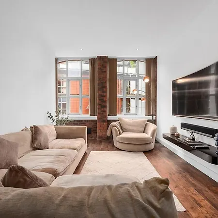 Two Bedroom By Brookland Serviced Short Lets With Free Wifi