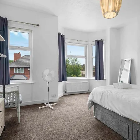 Vendégház Guestready - Charming In Vibrant Levenshulme