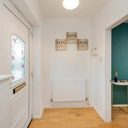 Charming Cosy - Your Retreat Awaits Ferienhaus