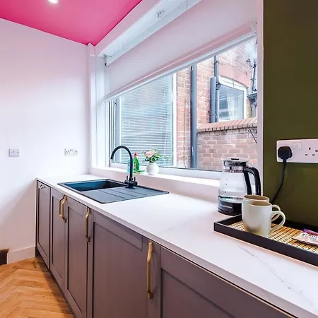 Trendy 3 Bedroom Pad *