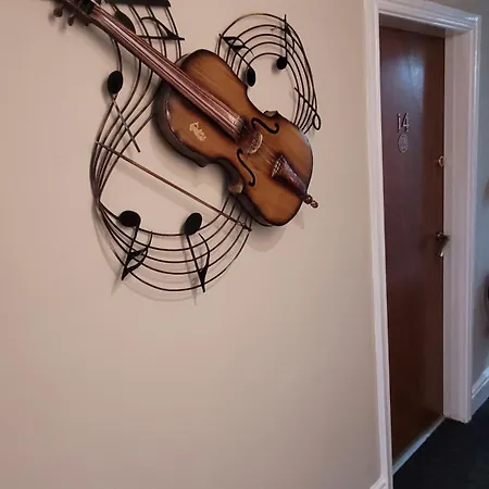 Pensión Park Crescent 2*