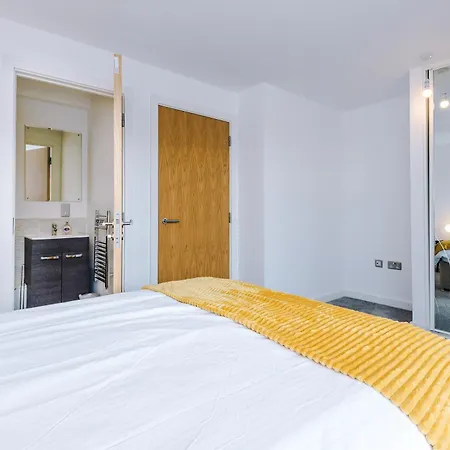 Monthlyescape Family Leisure Wifi Sleeps4 * Manchester